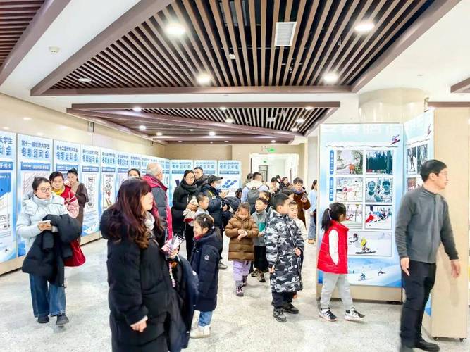 历届大冬会图片展亮相长春